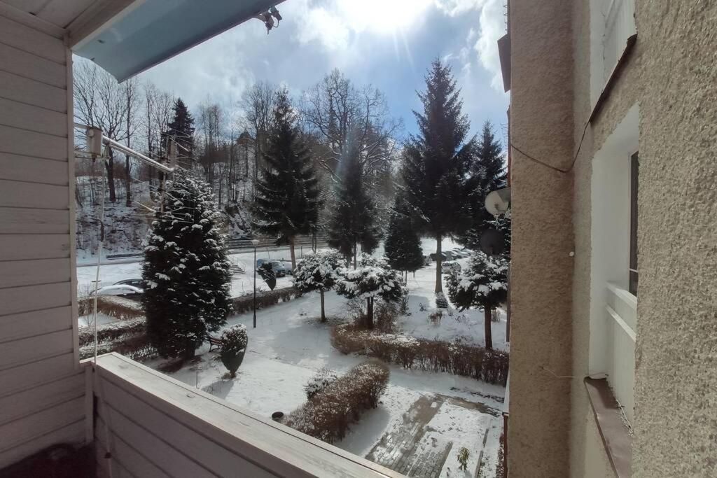 Apartament Za Rogiem Papierni Duszniki Zdrój Exteriör bild